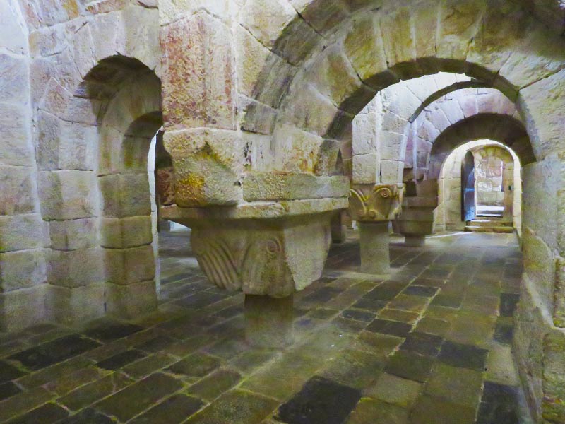 Monasterio de Leyre: Cripta.
